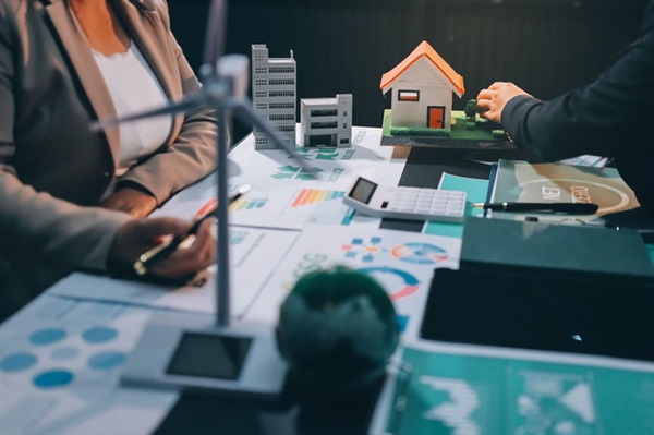 The Role of Market Conditions in Determining Appraised Value