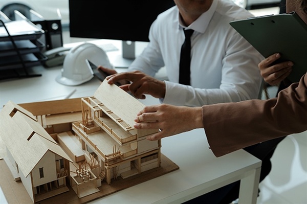 Appraisal Challenges in High-Density Urban Areas vs. Suburban Settings